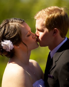 Christine & Peter Valley Ridge Golf Course wedding | Calgary Wedding Photography | Bride and groom first kiss