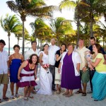 Destination wedding photographer | barcelo maya tropical resort Mexico | wedding photos | Funny family photo